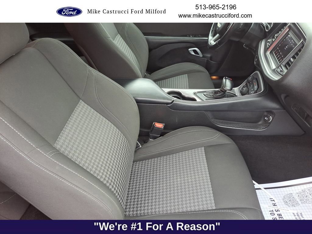 Used 2021 Dodge Challenger SXT w/ Driver Convenience Group image 24