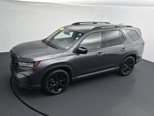 Used 2025 Honda Pilot Black Edition image 29