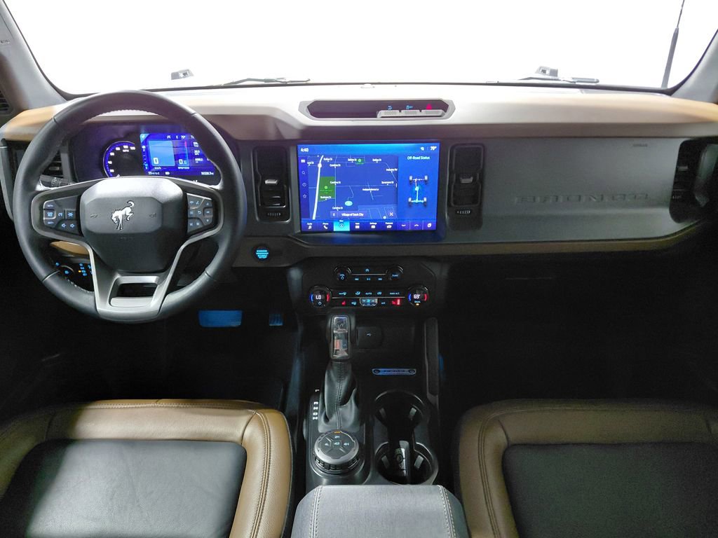 Certified 2024 Ford Bronco Outer Banks AWD/4WD image 3