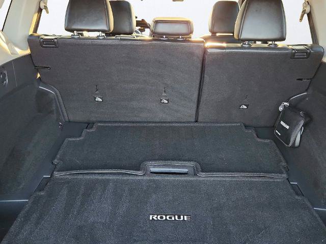 Used 2021 Nissan Rogue Platinum AWD/4WD image 29
