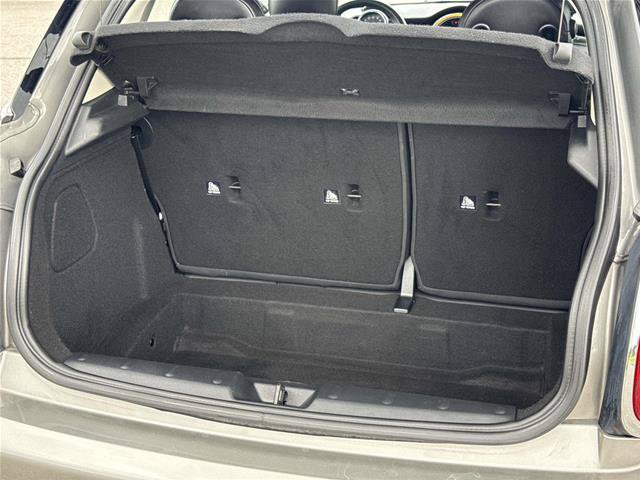 Used 2020 MINI Cooper 4-Door Hardtop FWD image 12