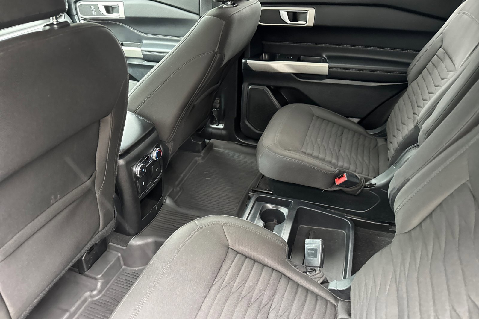 Certified 2021 Ford Explorer XLT image 12