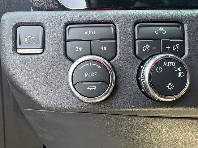 Used 2023 GMC Sierra 1500 SLE AWD/4WD image 13