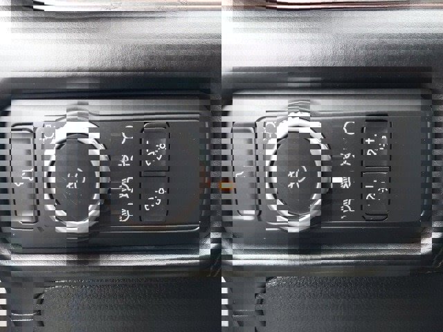 Certified 2021 Ford Explorer Platinum w/ Equipment Group 601A image 16