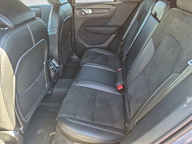 Used 2021 Volvo XC40 P8 Recharge w/ Advanced Package AWD/4WD image 21