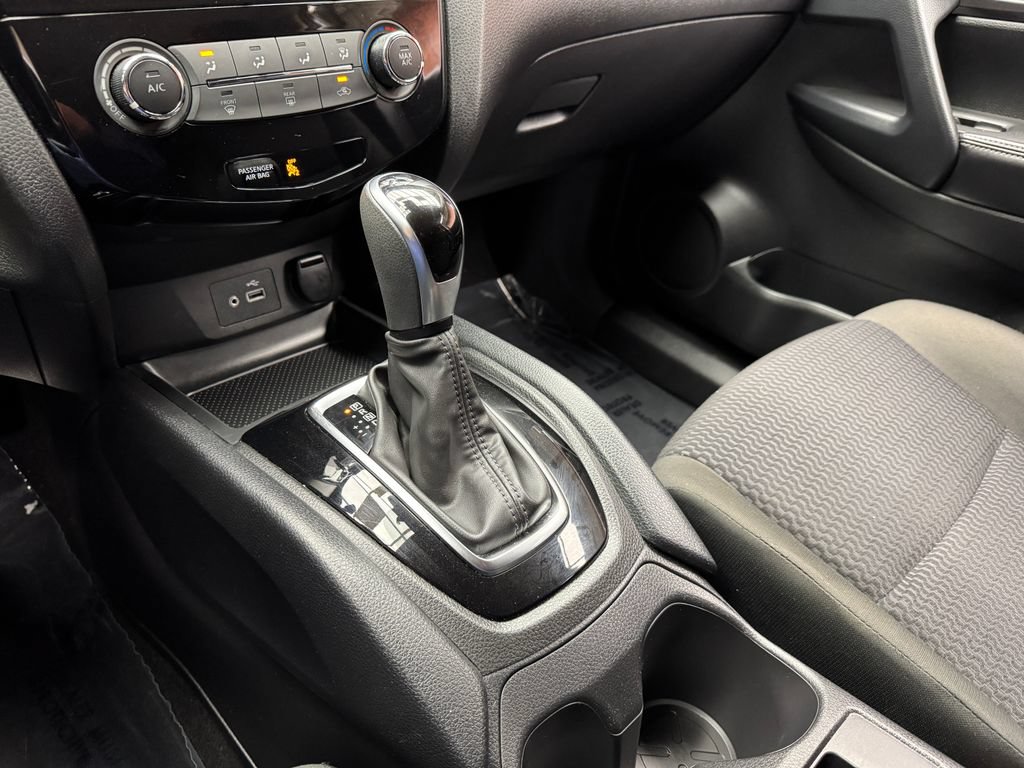 Used 2021 Nissan Rogue Sport S FWD image 19