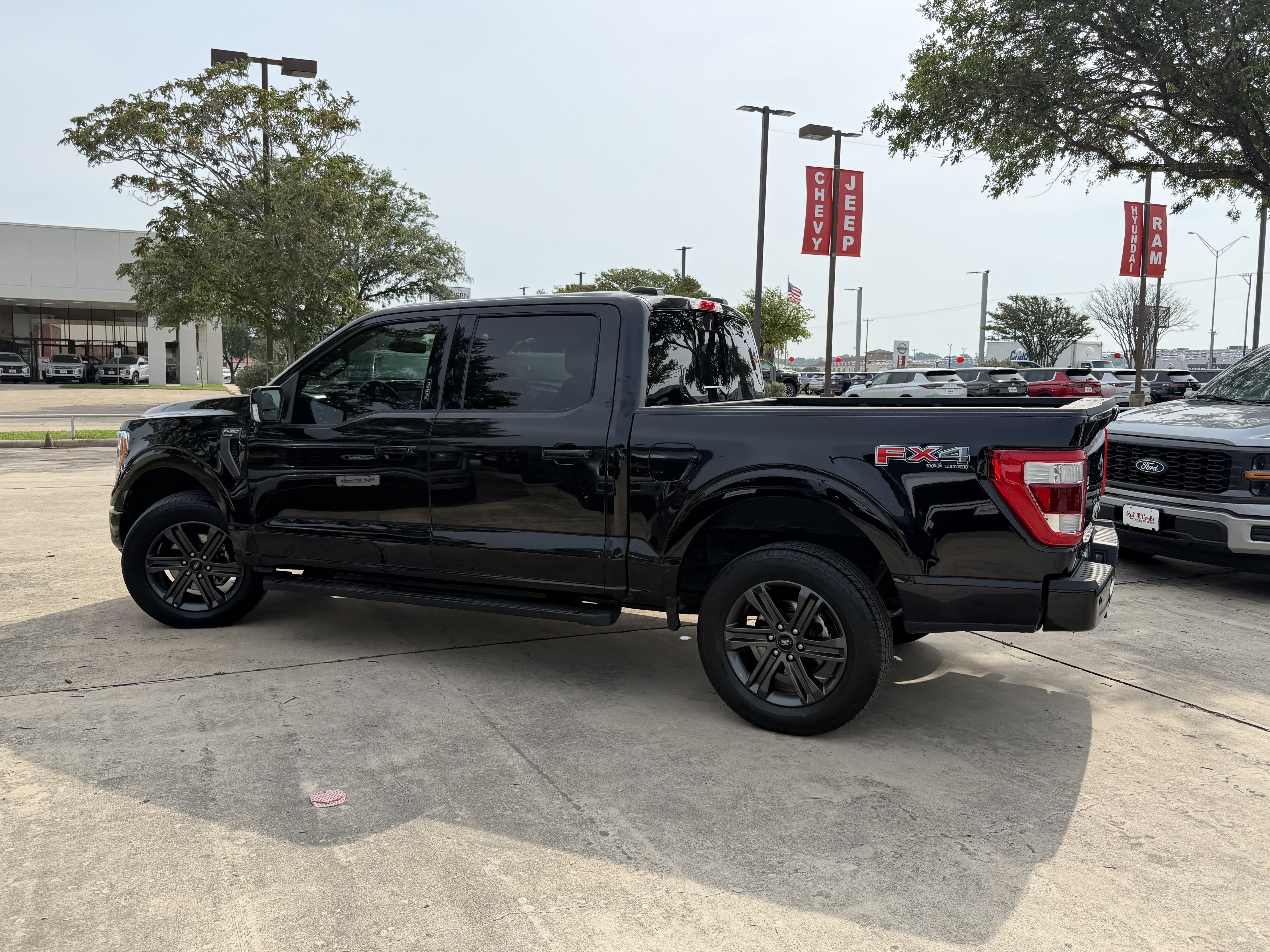 Certified 2023 Ford F150 Lariat AWD/4WD image 10
