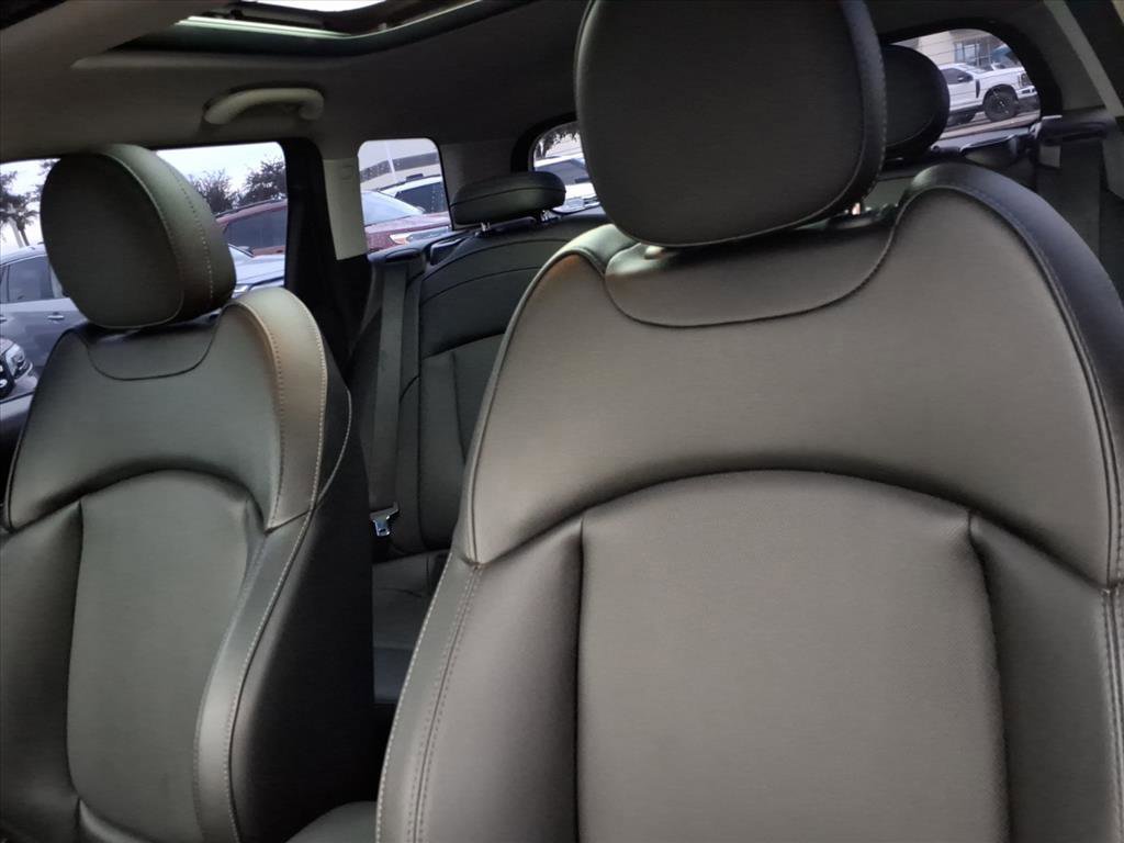 Used 2022 MINI Cooper Clubman S image 15