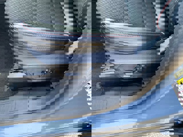 Certified 2025 Ford Escape ST-Line w/ Cold Weather Package image 12