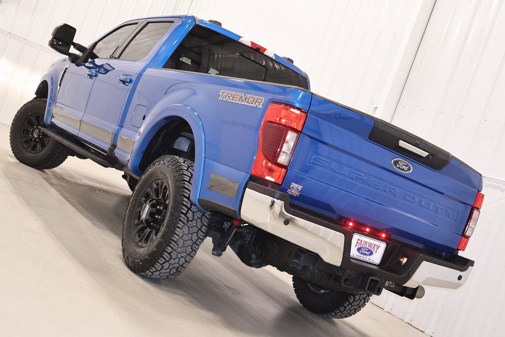 Certified 2020 Ford F350 Lariat w/ Tremor Off-Road Package image 4