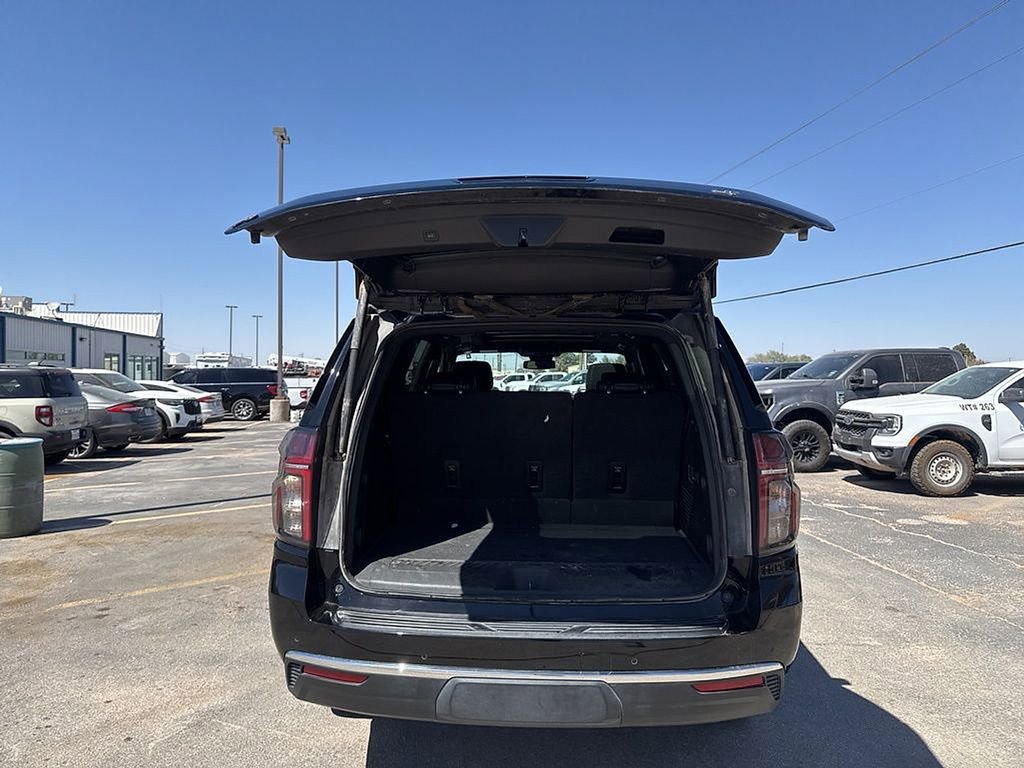 Used 2024 Chevrolet Tahoe LT w/ LT Signature Package image 14
