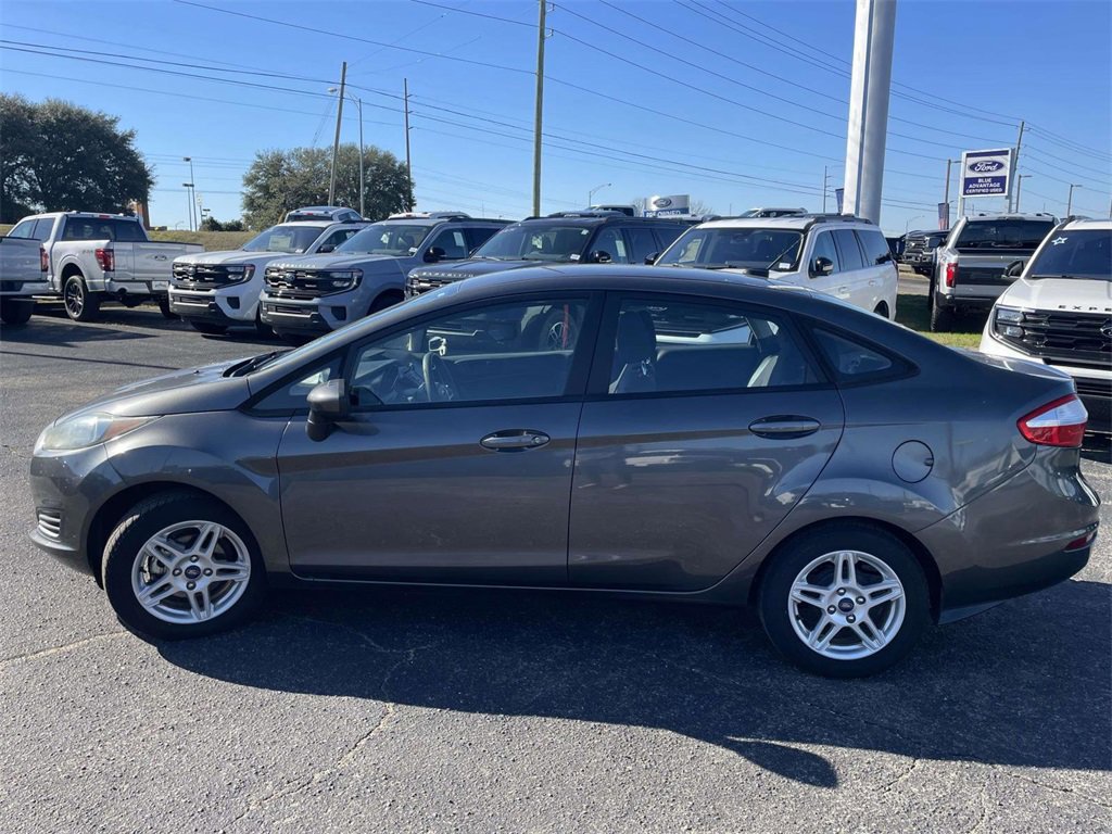 Certified 2018 Ford Fiesta SE image 2