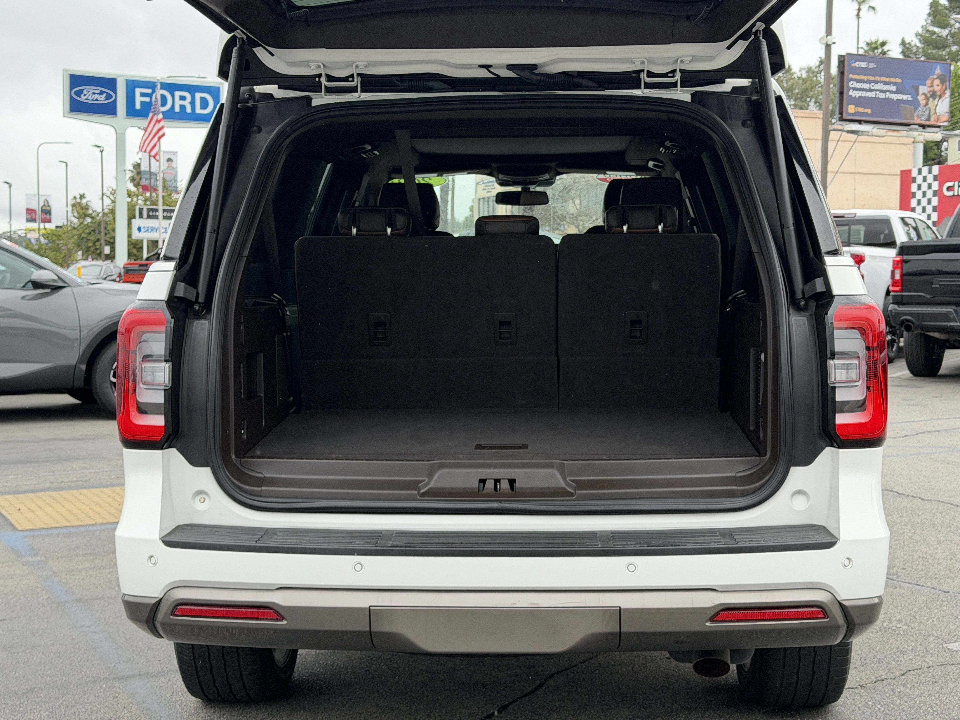 Certified 2023 Ford Expedition Max King Ranch image 11