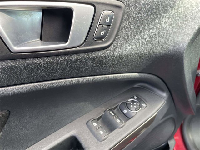 Certified 2019 Ford EcoSport SE image 19