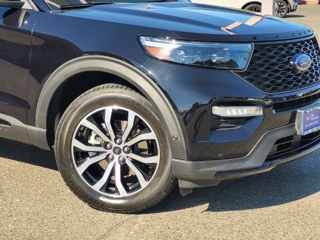 Certified 2020 Ford Explorer ST w/ Premium Technology Package AWD/4WD image 6