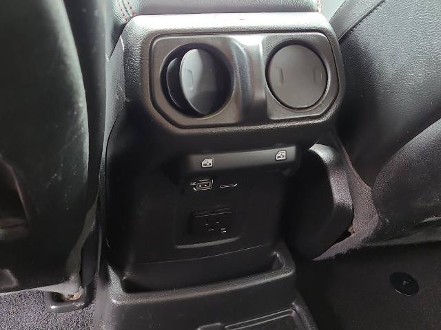 Used 2021 Jeep Wrangler Unlimited Rubicon AWD/4WD image 19