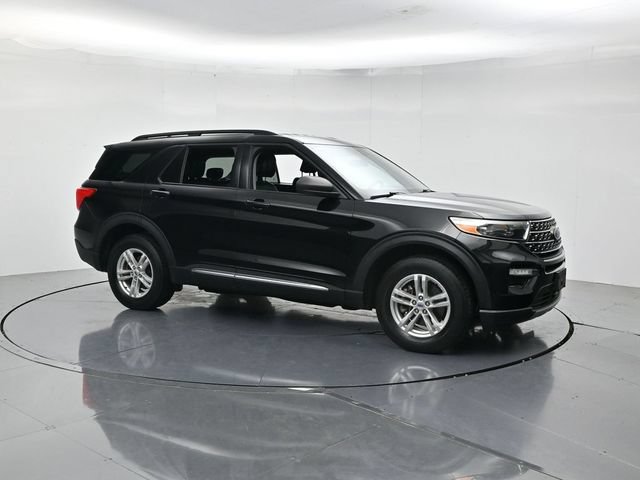 Certified 2023 Ford Explorer XLT w/ Equipment Group 202A AWD/4WD video 3
