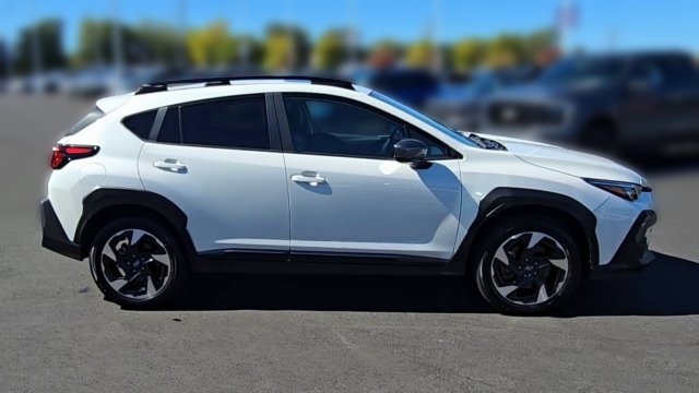Used 2024 Subaru Crosstrek 2.5i Limited w/ Crosstrek Mirror Package AWD/4WD image 2