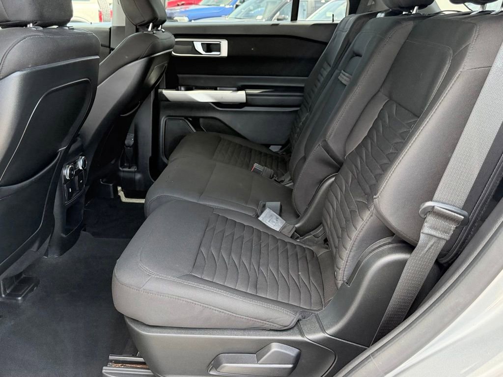 Certified 2020 Ford Explorer XLT w/ Class III Trailer Tow Package image 29