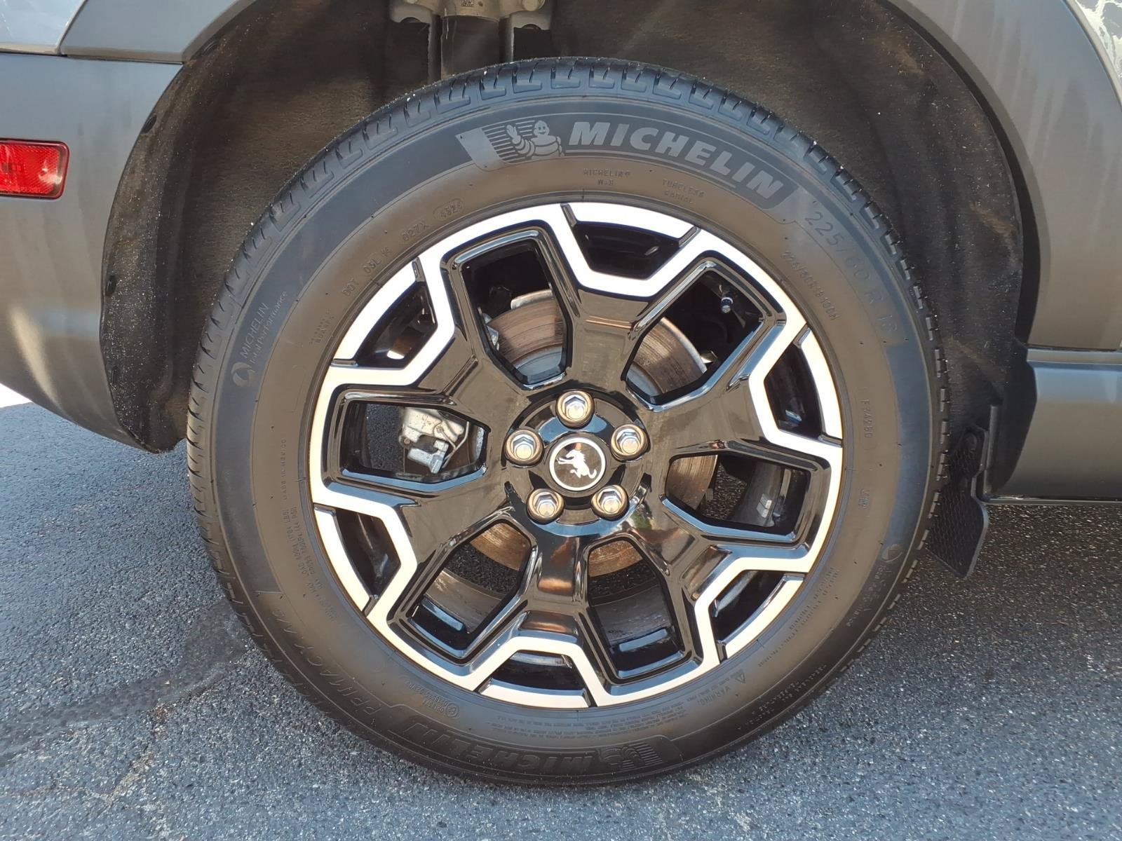 Certified 2025 Ford Bronco Sport Outer Banks w/ Outer Banks Tech Package+ AWD/4WD image 10