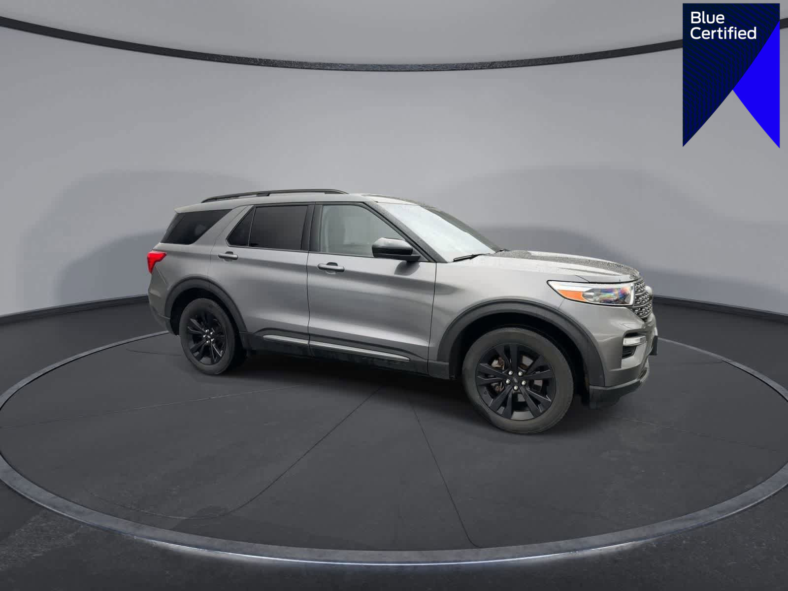 Certified 2022 Ford Explorer XLT w/ Equipment Group 202A