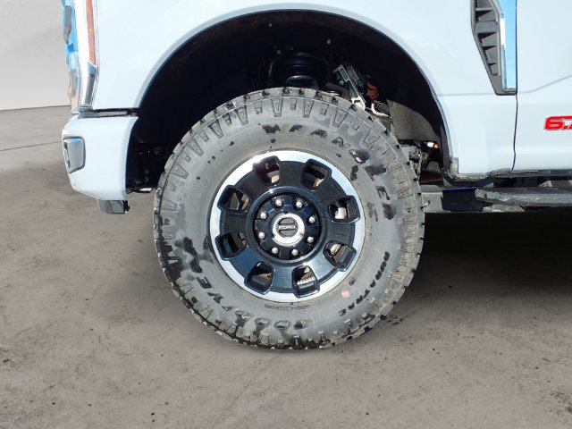 Certified 2026 Ford F350 Platinum w/ Platinum Plus Package AWD/4WD image 9