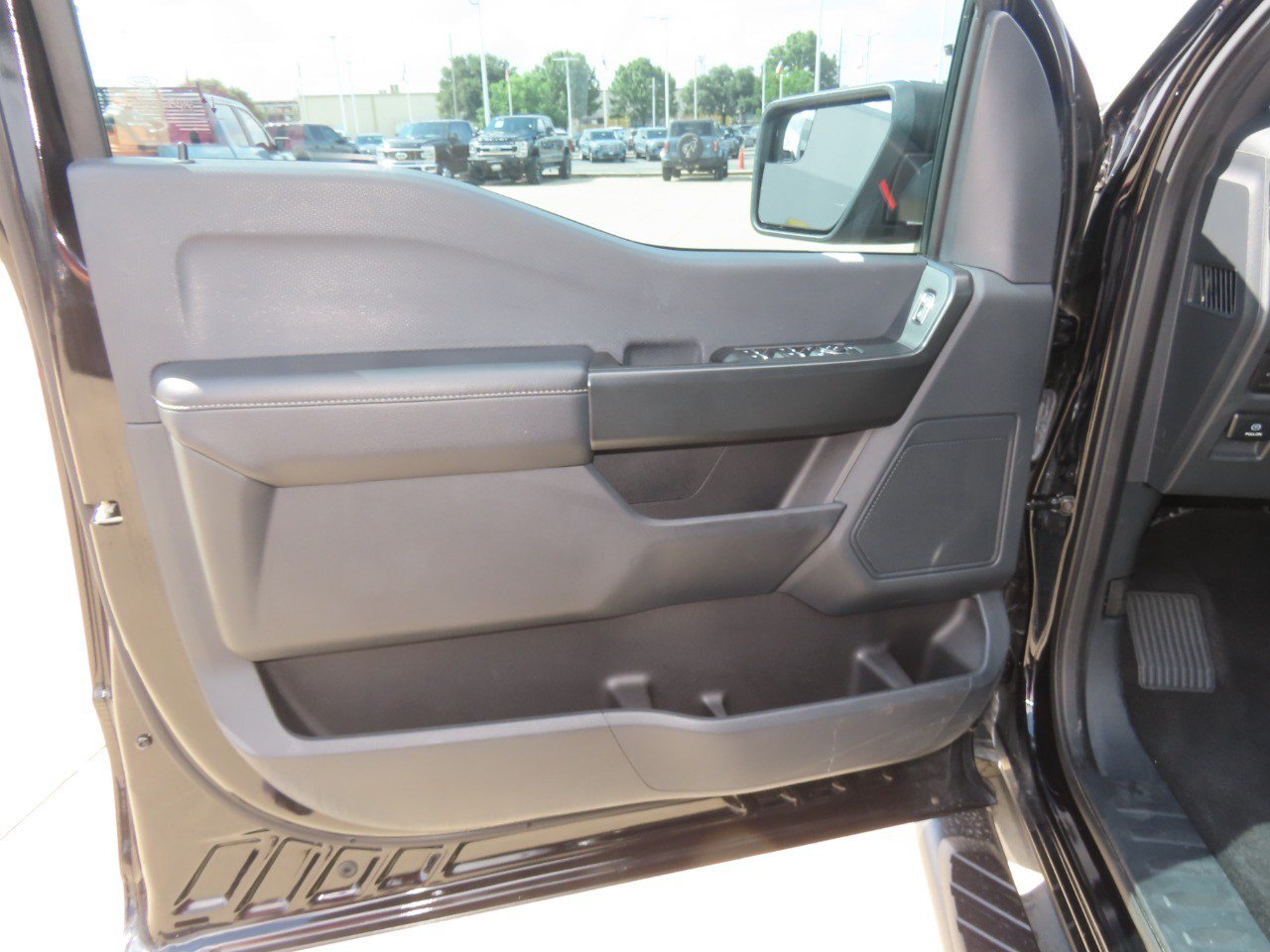 Certified 2023 Ford F150 XL w/ STX Appearance Package AWD/4WD image 24