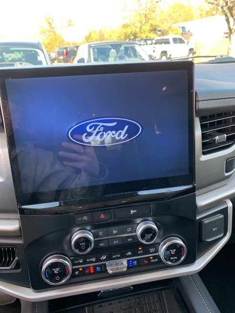 Certified 2024 Ford Expedition Max XLT image 16