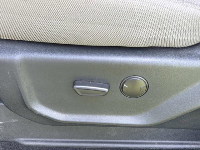 Certified 2020 Ford F250 XLT w/ XLT Premium Package AWD/4WD image 20