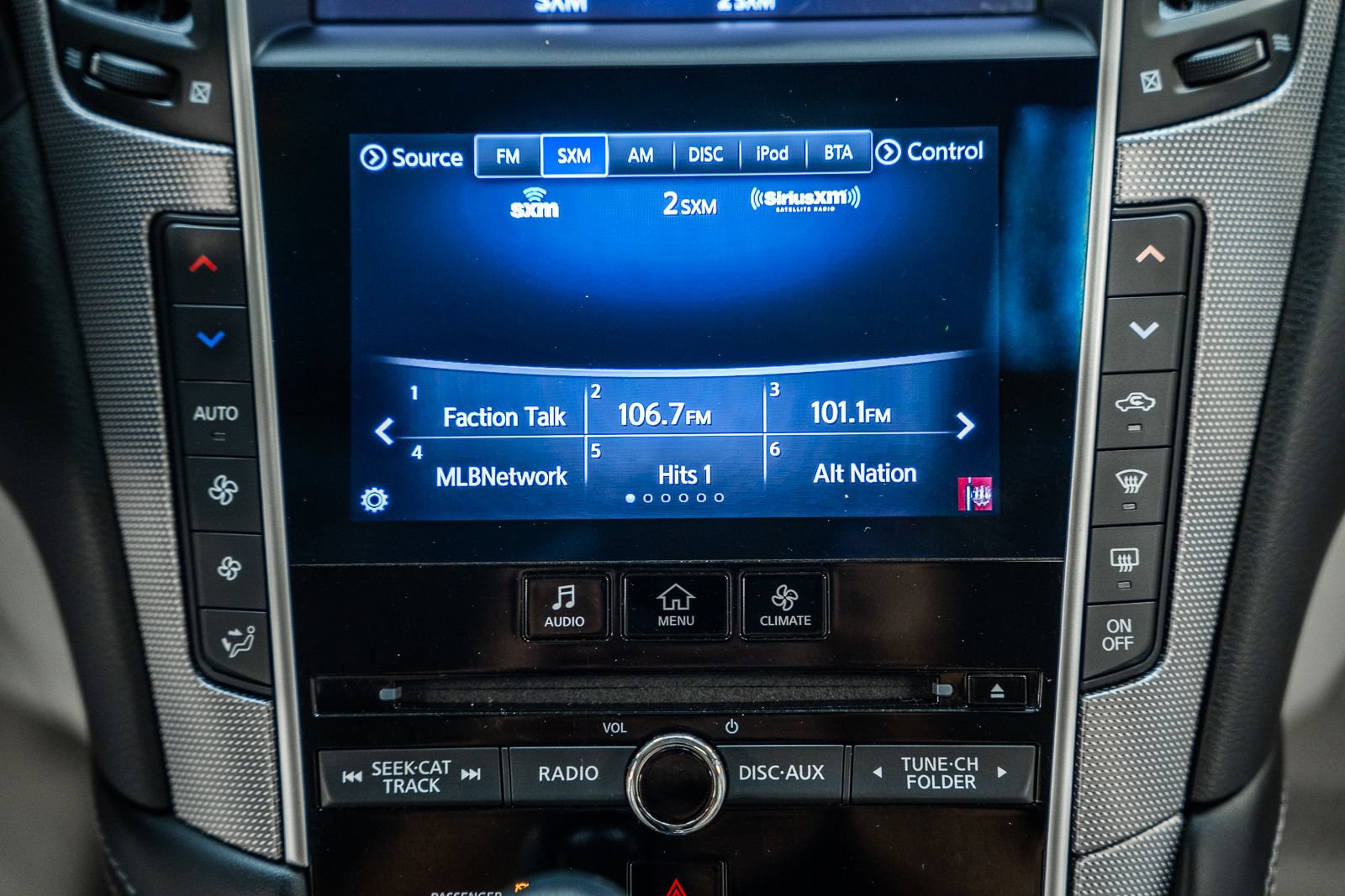 Used 2017 INFINITI Q50 Sport AWD/4WD image 21