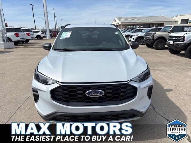 Certified 2025 Ford Escape ST-Line FWD image 3