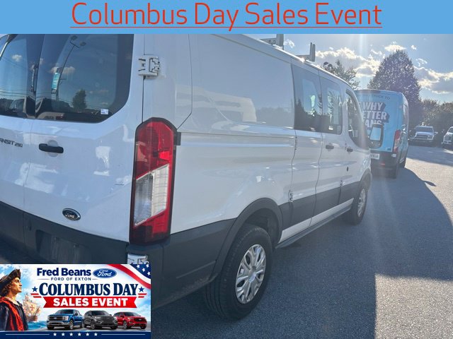 Certified 2017 Ford Transit 250 130 Low Roof w/ Exterior Upgrade Package RWD image 4
