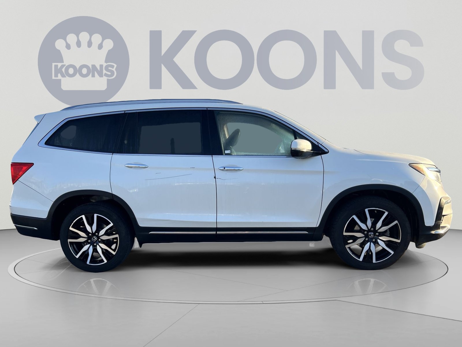 Used 2019 Honda Pilot Touring image 8
