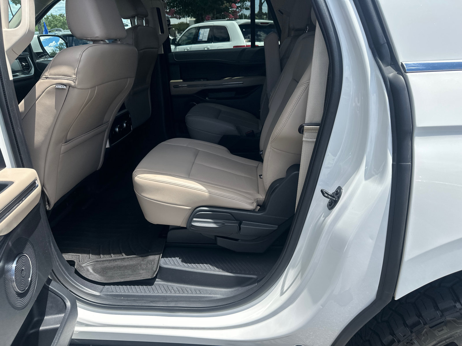 Certified 2023 Ford Expedition Max XLT RWD image 21
