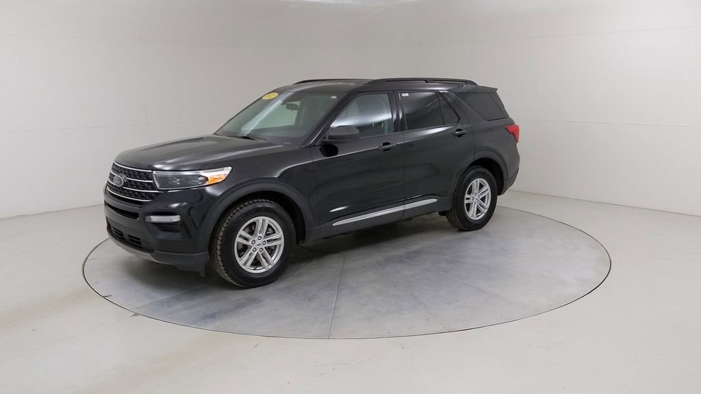 Certified 2022 Ford Explorer XLT w/ Equipment Group 202A image 20