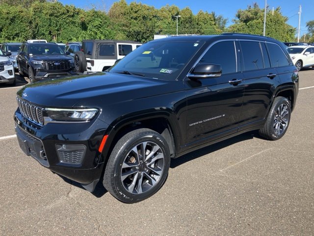 Used 2022 Jeep Grand Cherokee Overland w/ Luxury Tech Group IV image 9