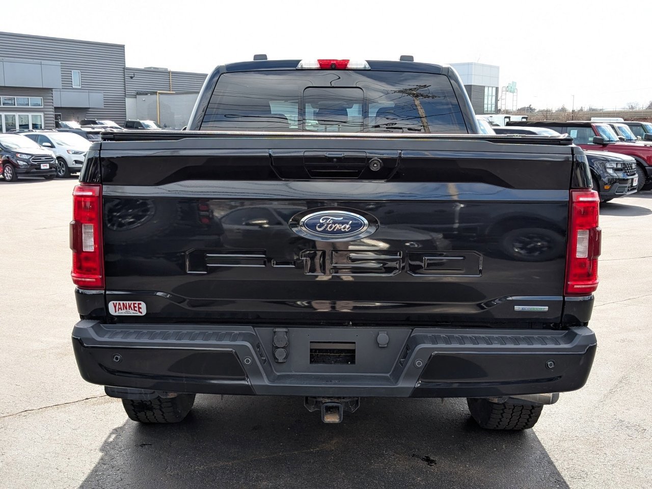 Certified 2022 Ford F150 XLT w/ Equipment Group 302A High image 3