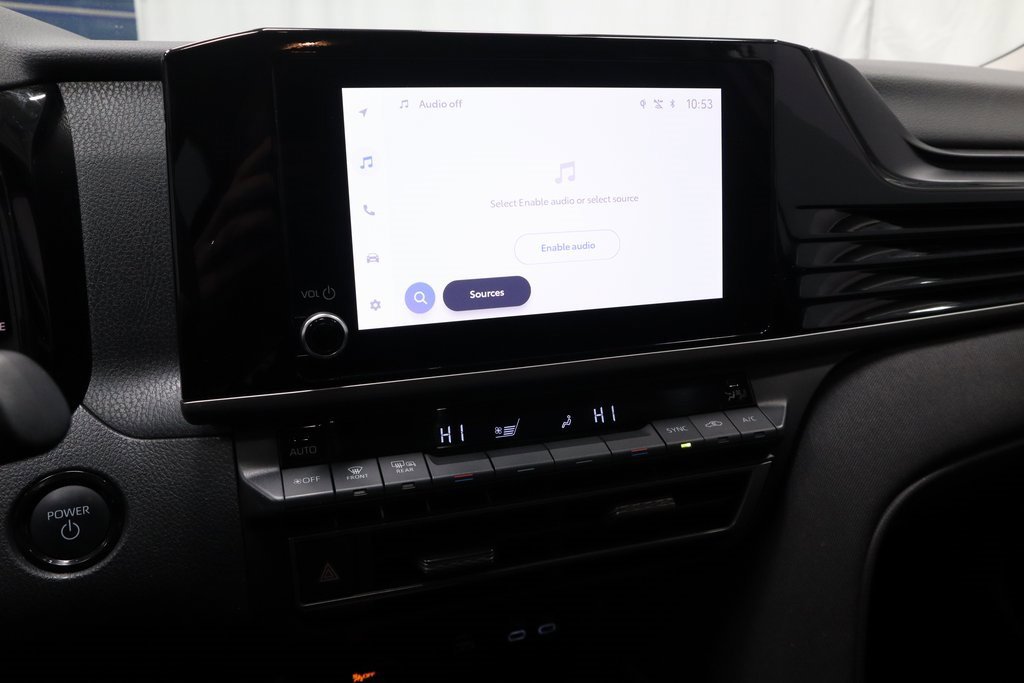 Used 2025 Toyota Camry LE image 31