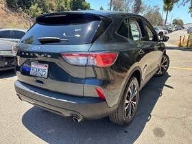 Certified 2022 Ford Escape SE w/ SE Sport Appearance Package FWD image 4