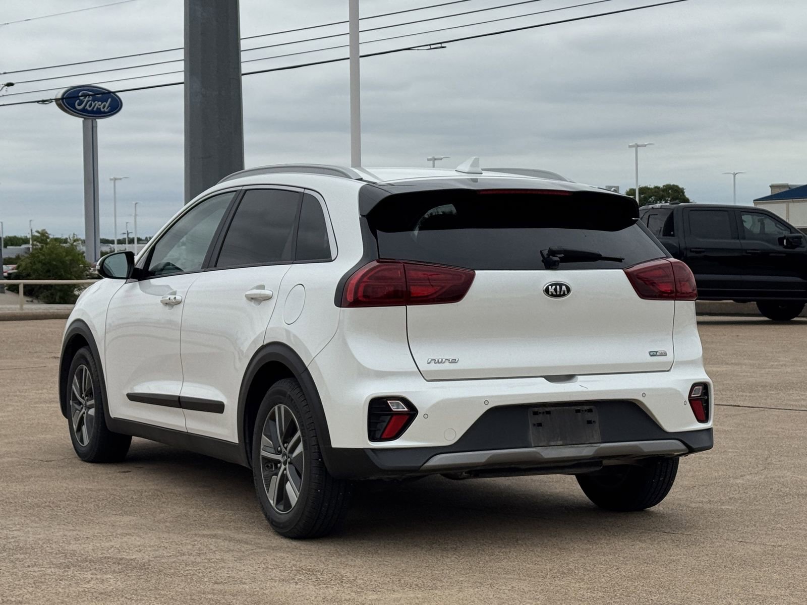 Used 2021 Kia Niro EX Premium FWD image 6