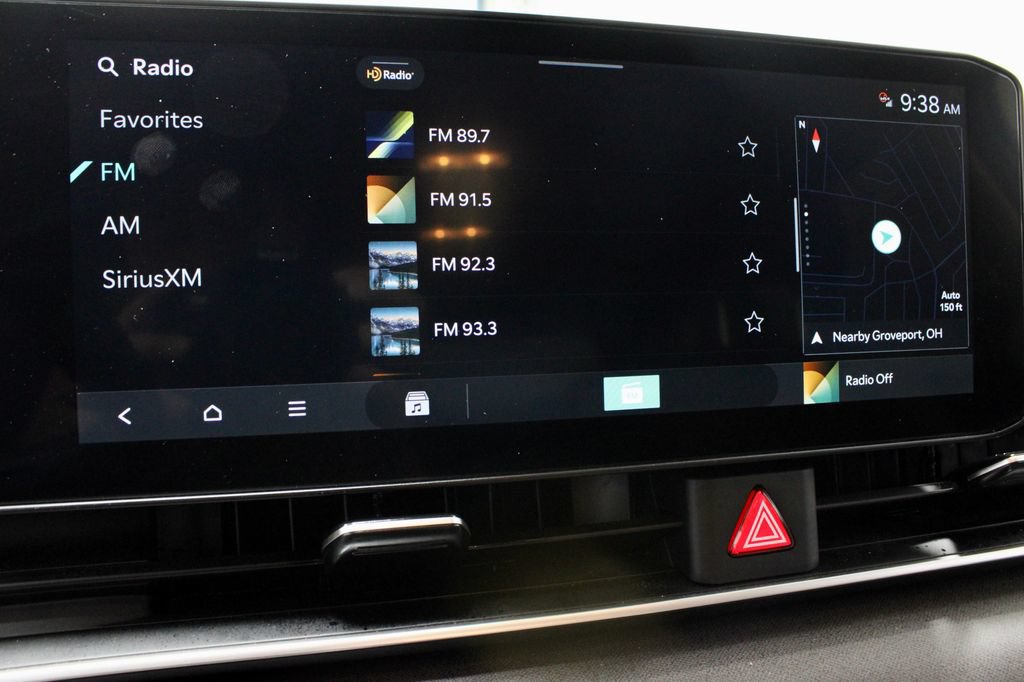 Used 2026 Kia Carnival EX FWD image 4
