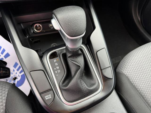 Used 2025 Kia Soul LX w/ LX Technology Package FWD image 23