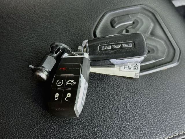 Used 2023 RAM 2500 Laramie AWD/4WD image 21