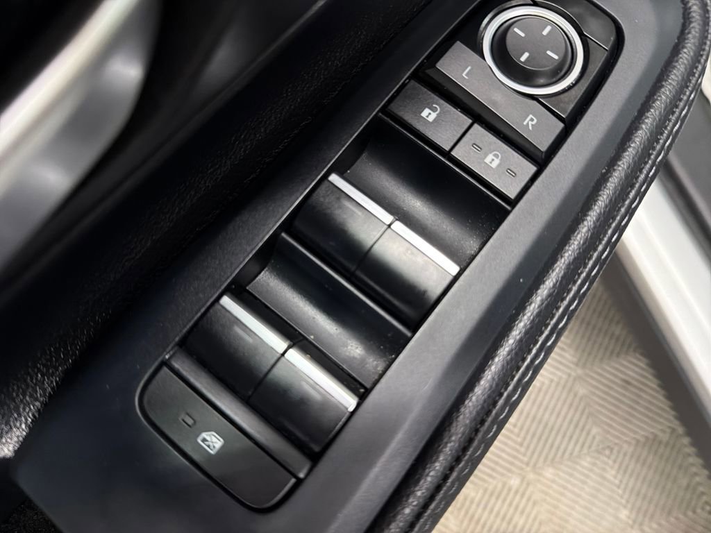 Used 2024 Toyota Grand Highlander image 17