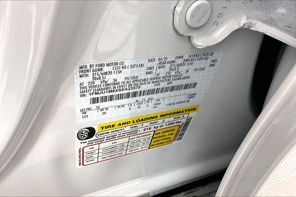 Certified 2025 Ford Expedition Platinum AWD/4WD image 26