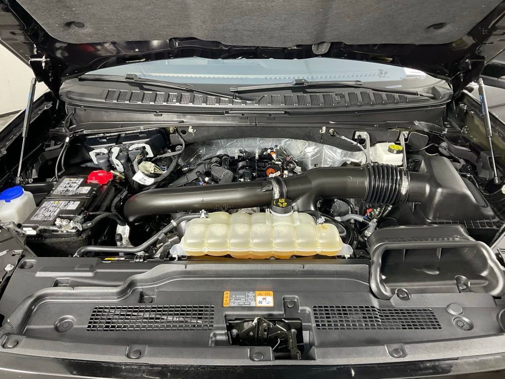 Certified 2025 Ford Expedition Max Active image 9