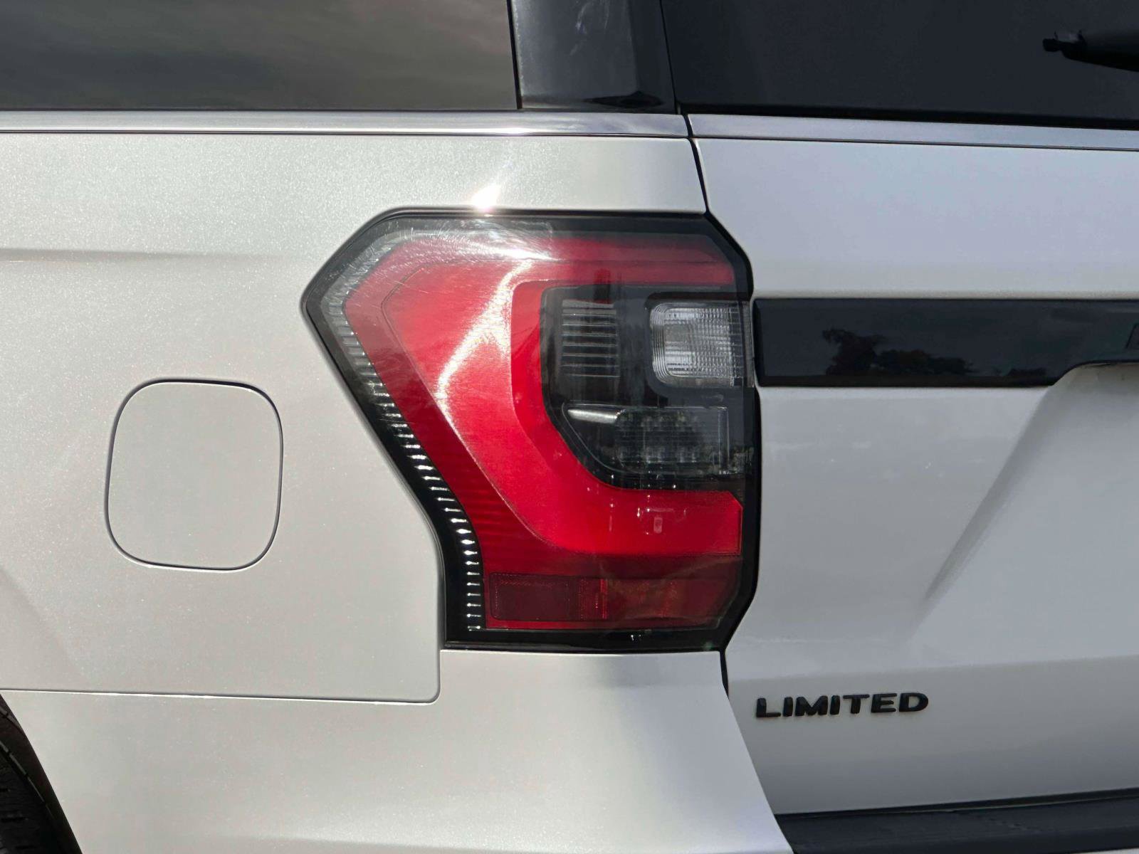 Certified 2021 Ford Expedition Limited image 8