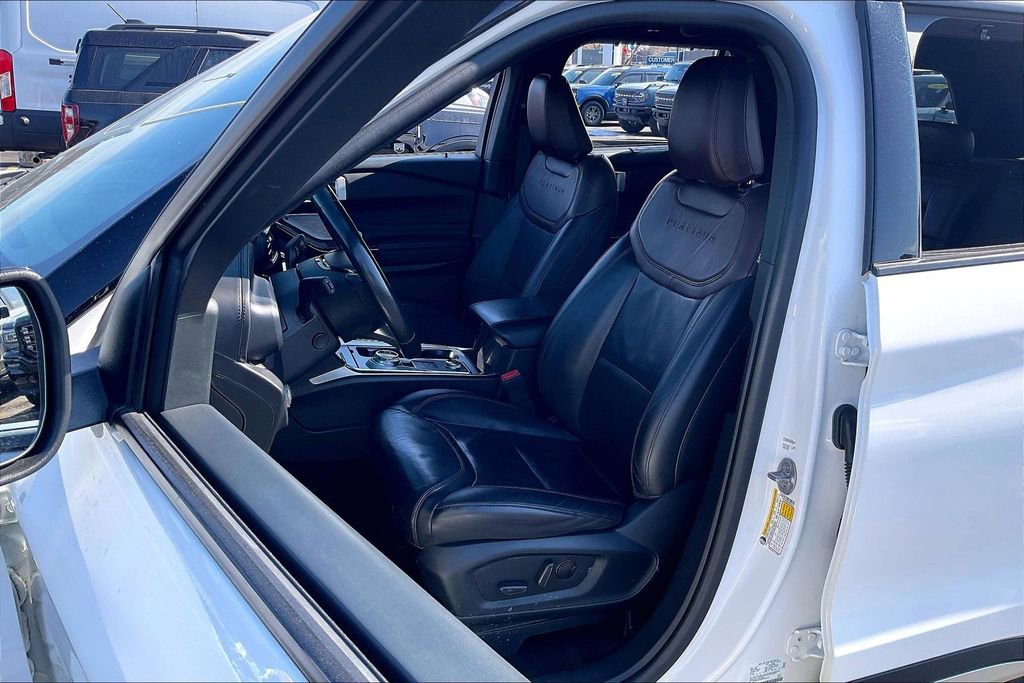 Certified 2023 Ford Explorer Platinum w/ Technology Package image 22