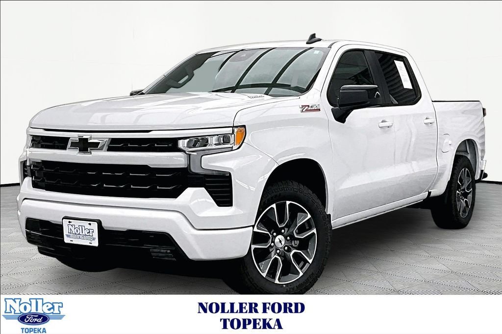 Used 2024 Chevrolet Silverado 1500 RST w/ Z71 Off-Road Package AWD/4WD image 1