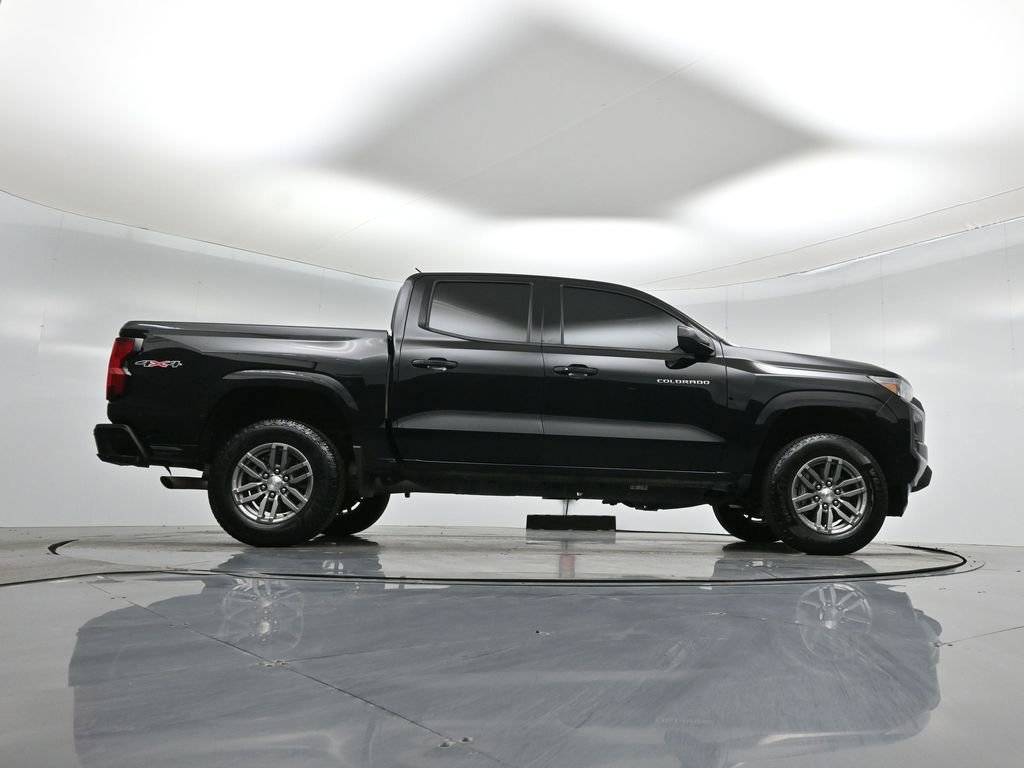 Used 2023 Chevrolet Colorado LT w/ LT Convenience Package image 10